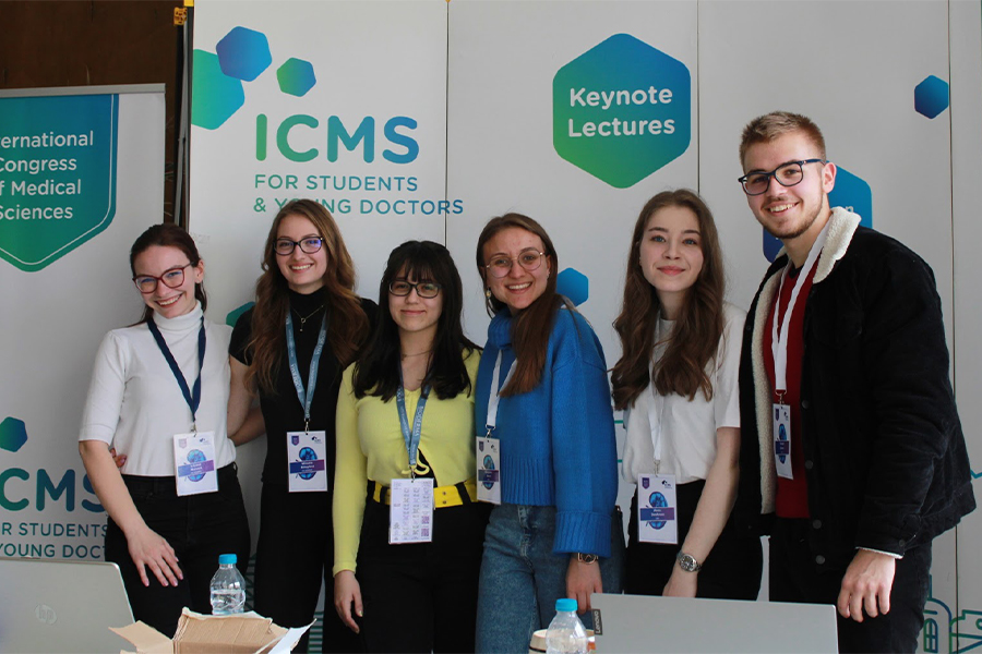 Група студенти и организатори на ICMS