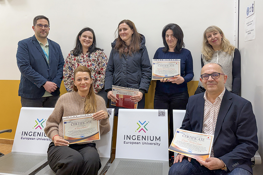 КУРСИСТИТЕ СЪС СЕРТИФИКАТИТЕ