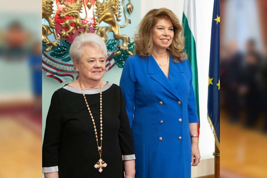 Президента на Република България и Проф. Йорданка Узунова