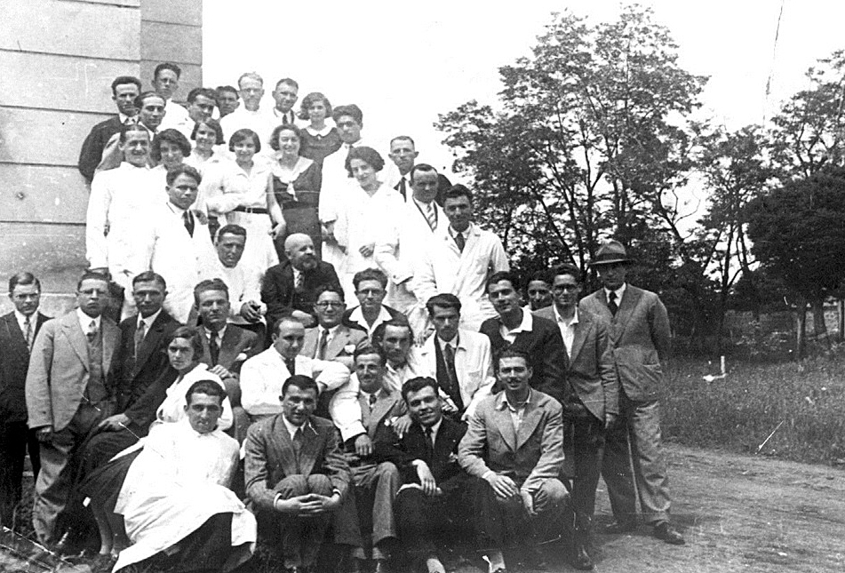 Студенти по медицина 1926 година